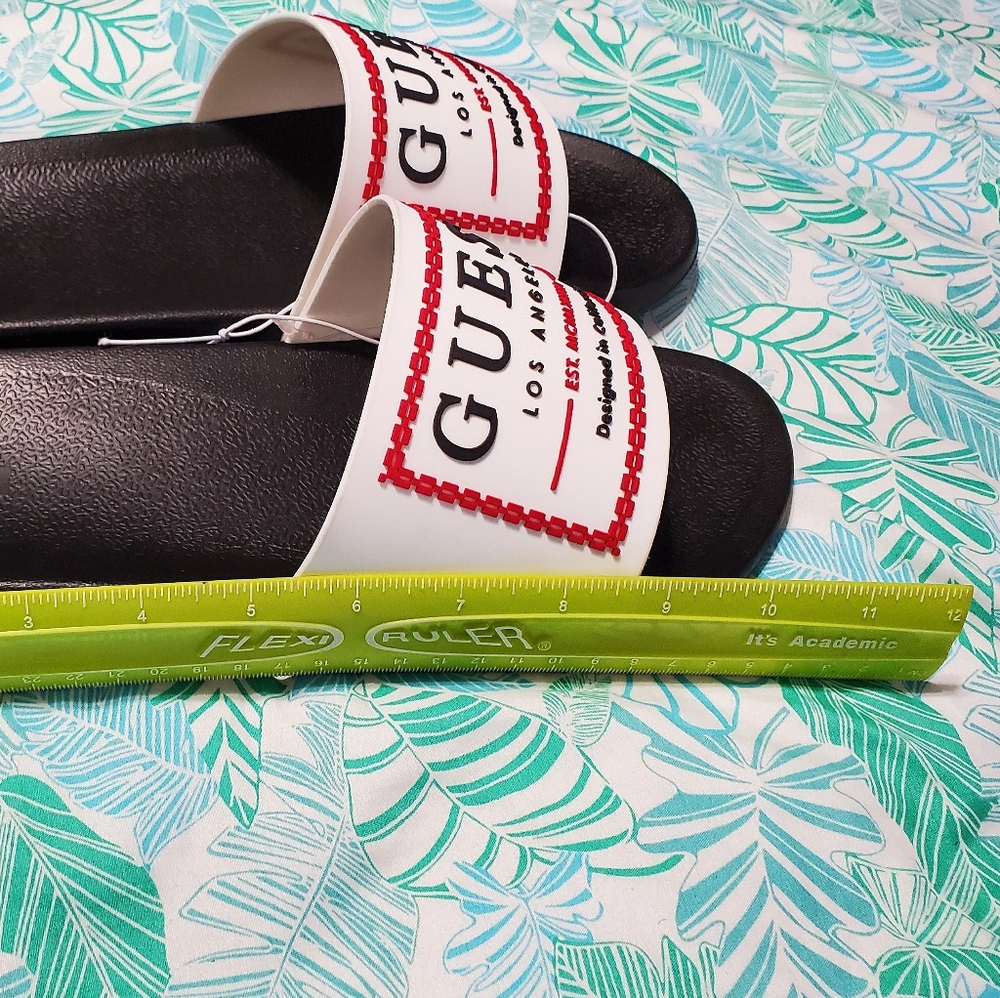 Guess Slides Sandals Shoes Slippers NWT Slip-ons - Picture 9 of 10